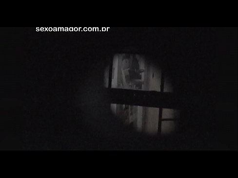 ❤️ Blondie blir hemligt videofilmad av en voyeur från grannskapet gömd bakom ihåliga tegelstenar ️ Kvalitets porr at porn sv.mobilecric.top ️❤